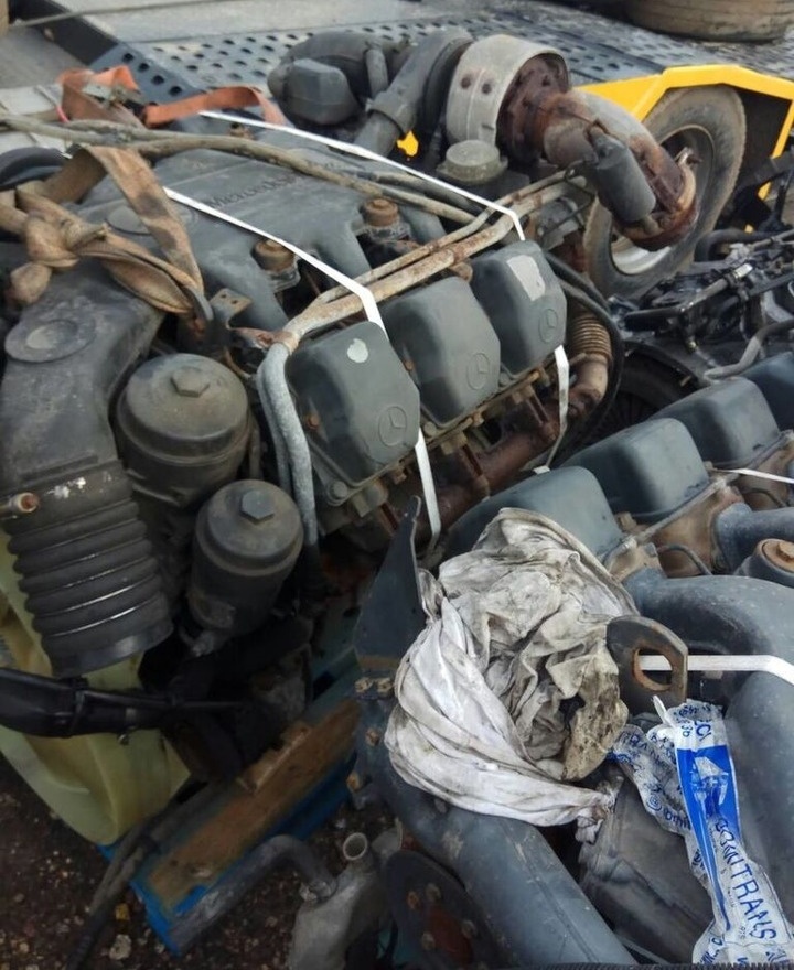 Mercedes-Benz OM501LA Mercedes-Benz ACTROS MP1 - Motor - Teherautó: 3 kép. Mercedes-Benz OM501LA Mercedes-Benz ACTROS MP1 - Motor - Teherautó: 3 kép.