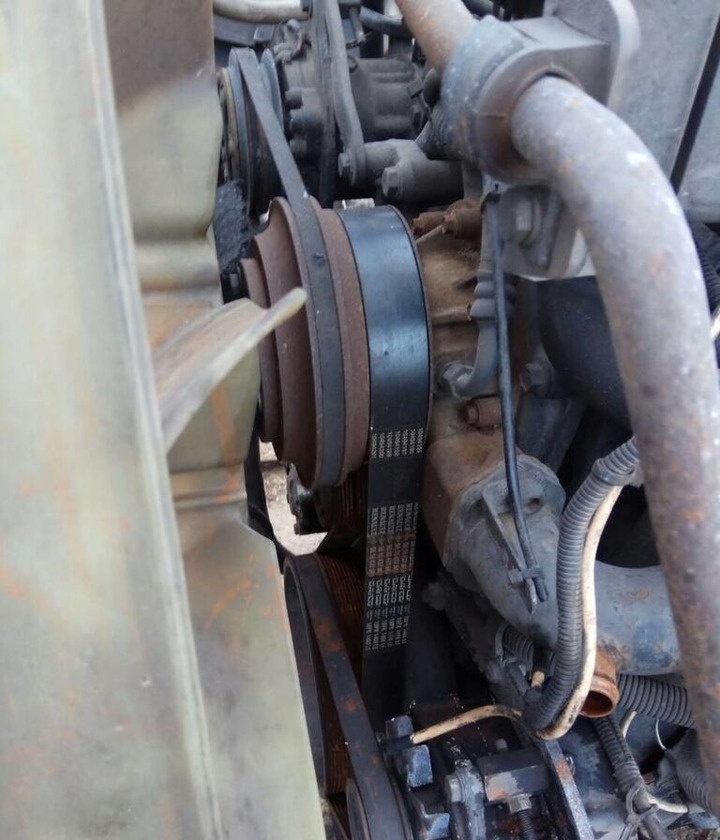 Renault E-TECH 440 Renault MAGNUM - Motor - Teherautó: 3 kép. Renault E-TECH 440 Renault MAGNUM - Motor - Teherautó: 3 kép.