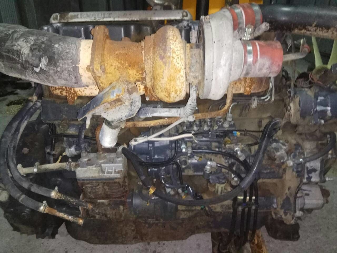 Renault MACK 430 Midr Renault Magnum - Motor - Teherautó: 2 kép. Renault MACK 430 Midr Renault Magnum - Motor - Teherautó: 2 kép.