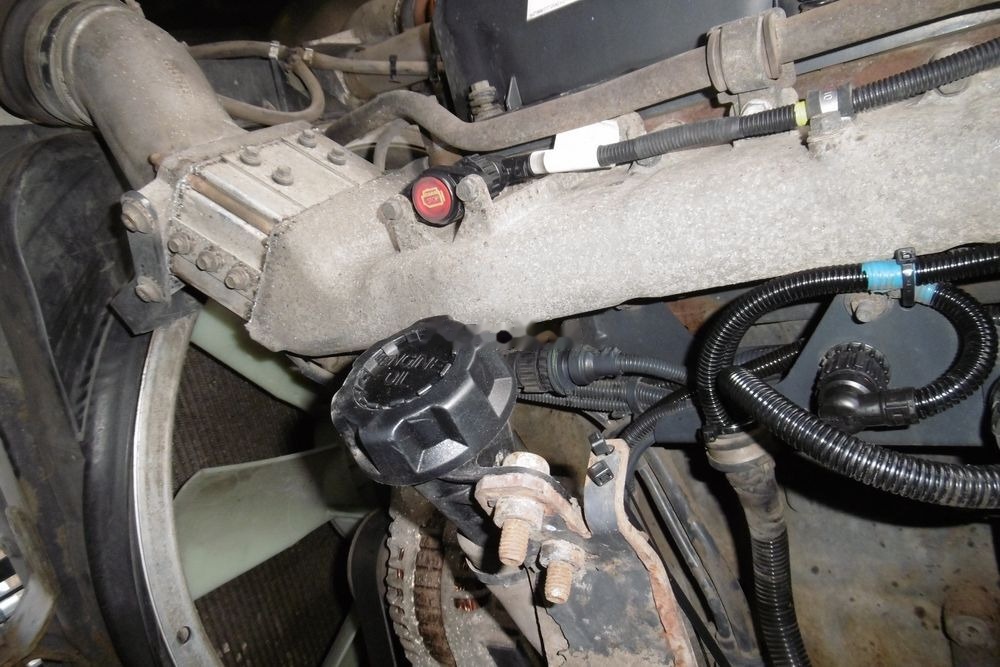 Renault Premium DXI 11 E3 - Motor - Teherautó: 5 kép. Renault Premium DXI 11 E3 - Motor - Teherautó: 5 kép.