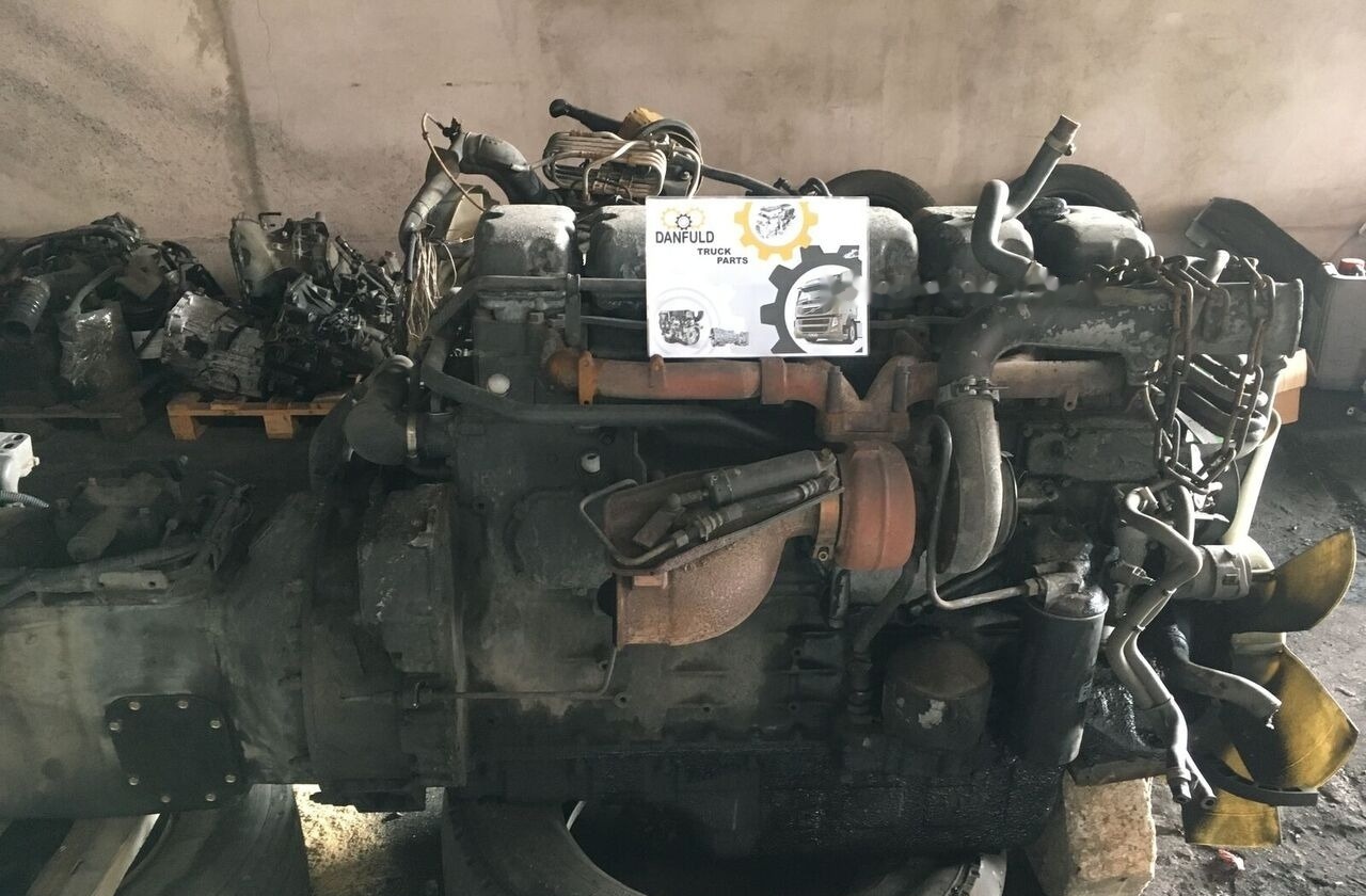 Scania DC1104 Scania 114L truck - Motor - Teherautó: 4 kép. Scania DC1104 Scania 114L truck - Motor - Teherautó: 4 kép.