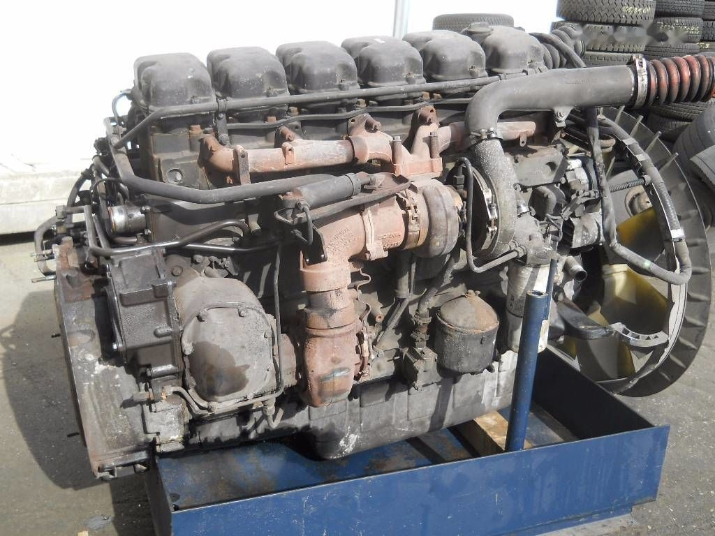 Scania DT1202 L01 470 E3 Scania 124 - Motor - Teherautó: 2 kép. Scania DT1202 L01 470 E3 Scania 124 - Motor - Teherautó: 2 kép.