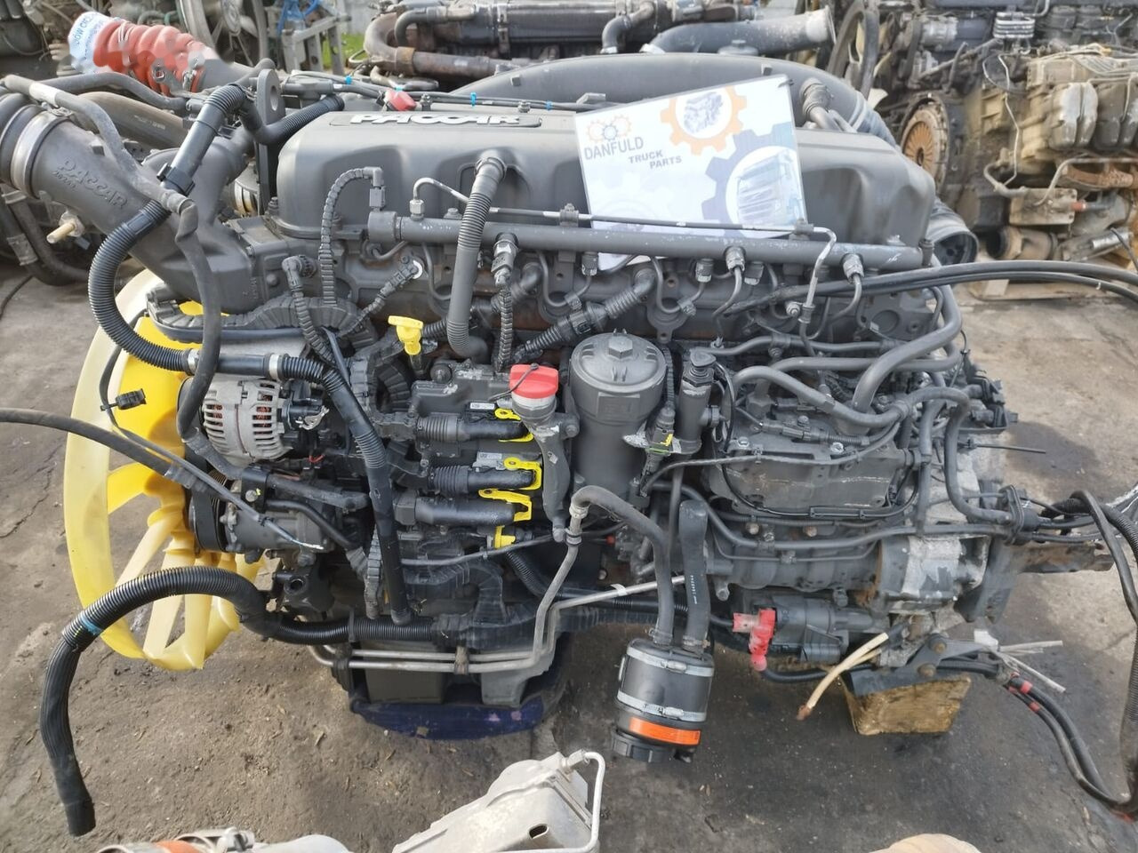 DAF Paccar MX-13 340 H1 DAF XF 106 - Motor - Teherautó: 2 kép. DAF Paccar MX-13 340 H1 DAF XF 106 - Motor - Teherautó: 2 kép.