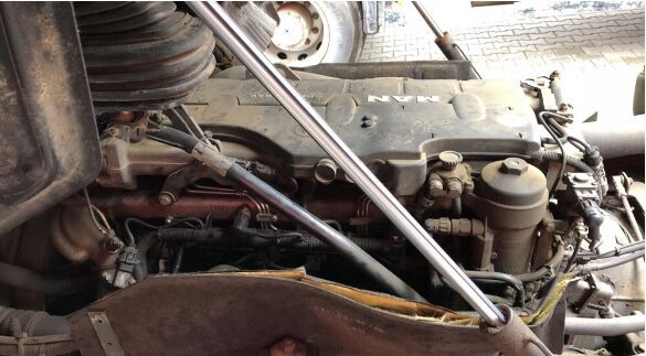 MAN D0836 LFL53 MAN TGL, TGM, M2000, L2000 - Motor - Teherautó: 2 kép. MAN D0836 LFL53 MAN TGL, TGM, M2000, L2000 - Motor - Teherautó: 2 kép.