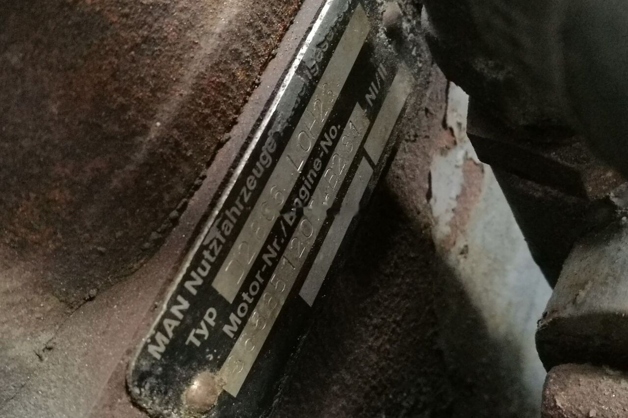 MAN D2866 LOH26 MAN NEOPLAN, VAN HOOL - Motor - Busz: 2 kép. MAN D2866 LOH26 MAN NEOPLAN, VAN HOOL - Motor - Busz: 2 kép.