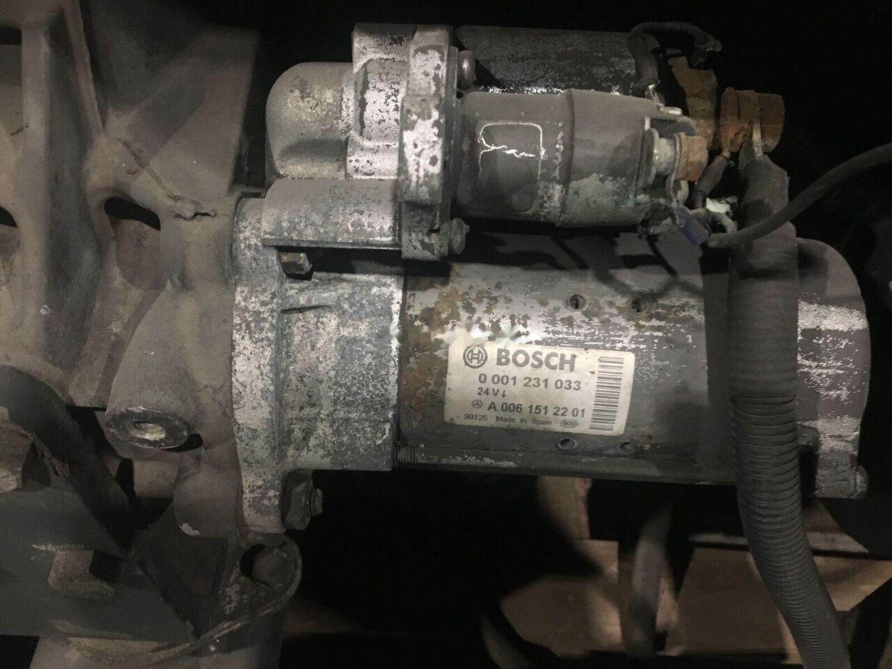 Mercedes-Benz OM904 - Motor: 2 kép. Mercedes-Benz OM904 - Motor: 2 kép.