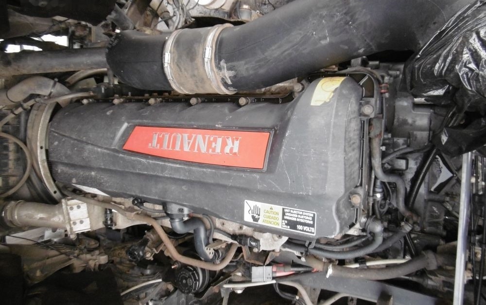 Renault Premium DXI 11 E3 - Motor - Teherautó: 1 kép. Renault Premium DXI 11 E3 - Motor - Teherautó: 1 kép.