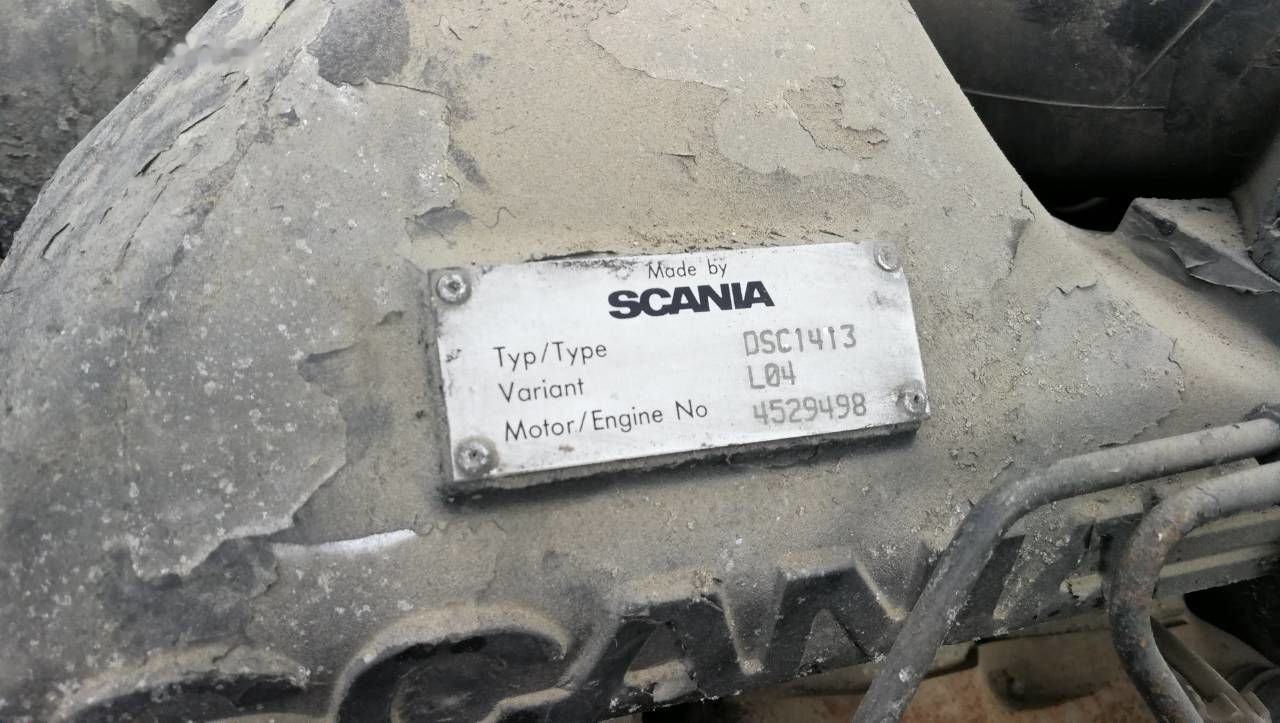 Scania 144 V8 DSC1413 530 E2 Scania 144 - Motor - Teherautó: 3 kép. Scania 144 V8 DSC1413 530 E2 Scania 144 - Motor - Teherautó: 3 kép.