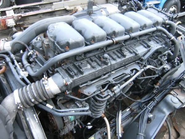 Scania DC1108 340 E3 Scania P 340 - Motor - Teherautó: 3 kép. Scania DC1108 340 E3 Scania P 340 - Motor - Teherautó: 3 kép.