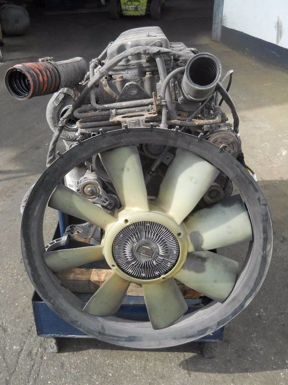 Scania DT1202 L01 470 E3 Scania 124 - Motor - Teherautó: 3 kép. Scania DT1202 L01 470 E3 Scania 124 - Motor - Teherautó: 3 kép.