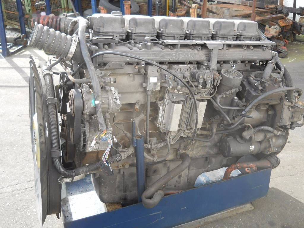 Scania DT1202 Scania 124 HPI 470 E3 - Motor - Teherautó: 1 kép. Scania DT1202 Scania 124 HPI 470 E3 - Motor - Teherautó: 1 kép.