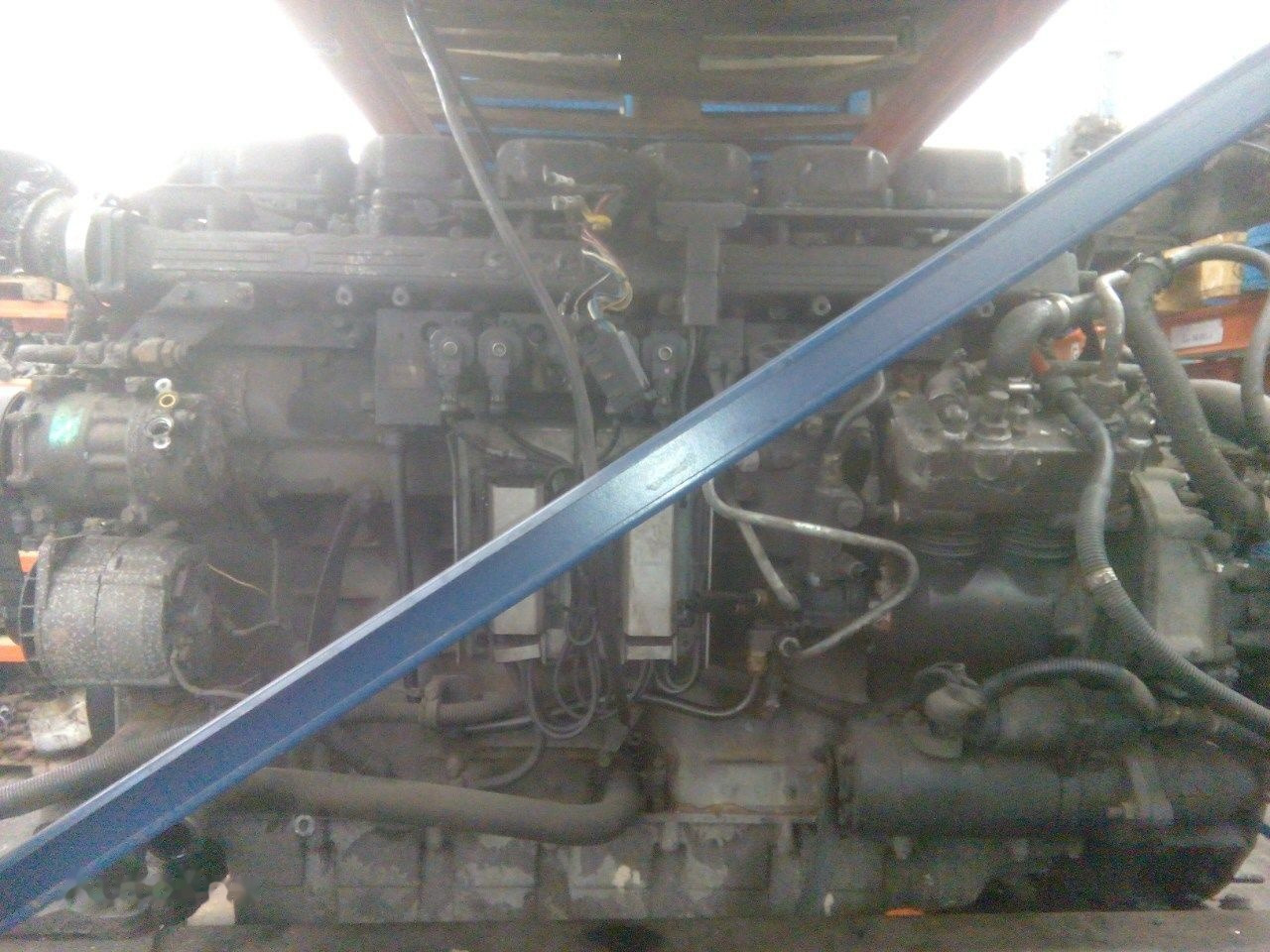 Scania HPI 420 DC1203 Scania 124 - Motor - Teherautó: 2 kép. Scania HPI 420 DC1203 Scania 124 - Motor - Teherautó: 2 kép.