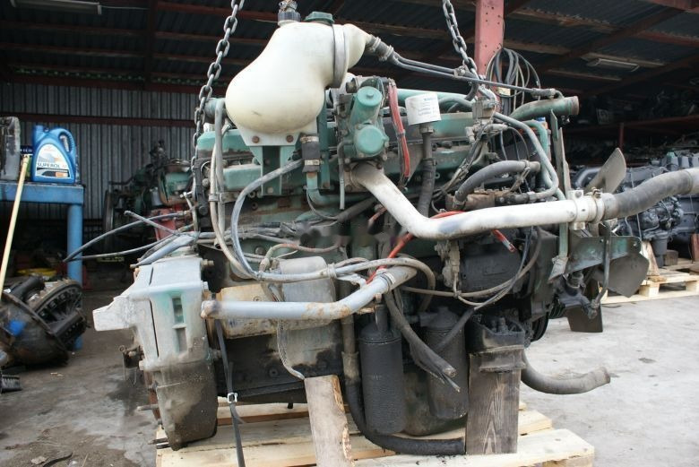 Volvo TD 73 ES Volvo FL 7 - Motor - Teherautó: 3 kép. Volvo TD 73 ES Volvo FL 7 - Motor - Teherautó: 3 kép.