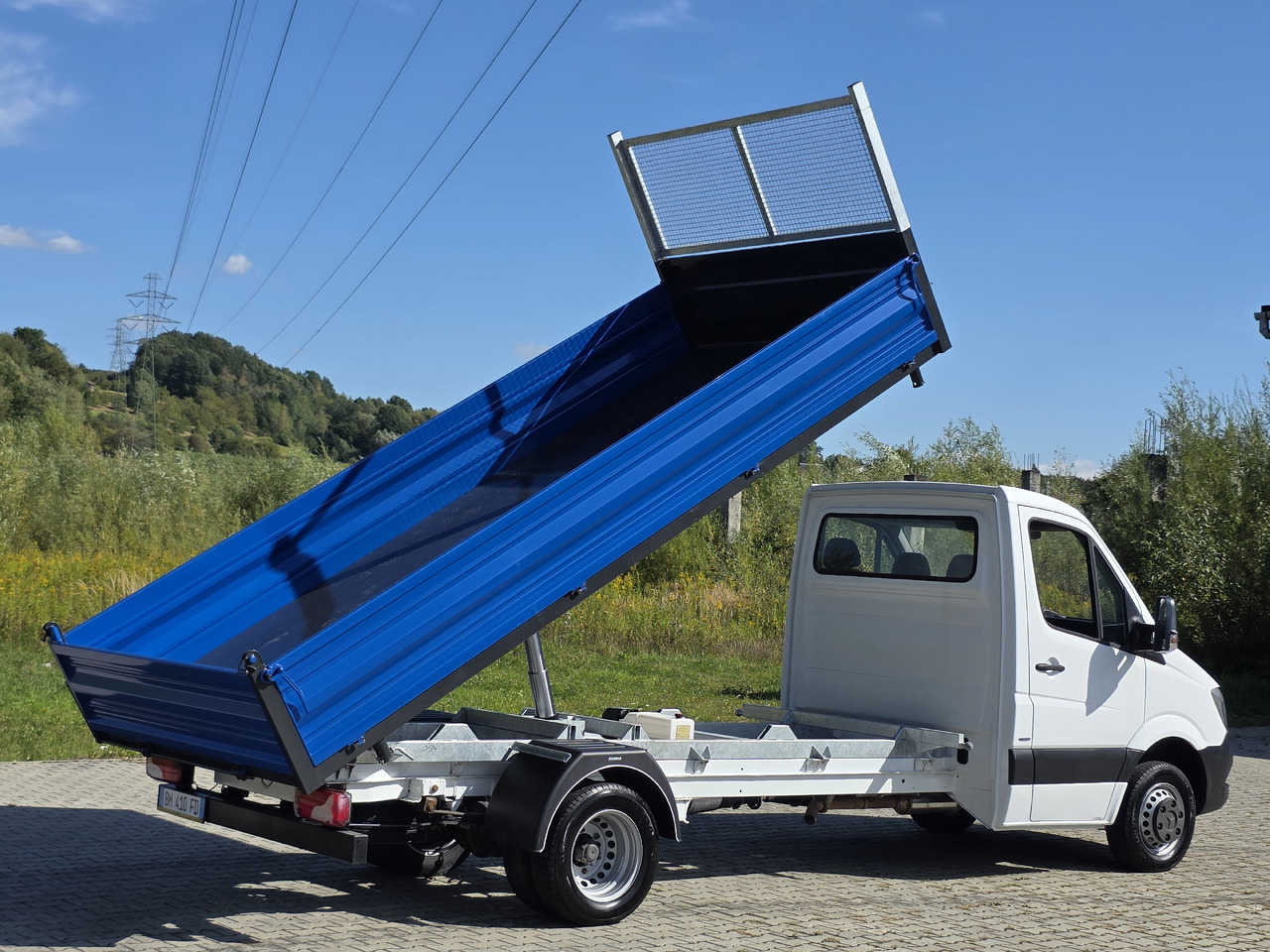 MERCEDES-BENZ Sprinter 419 CDI Wywrotka 4.50 M ! Kiper 3-Stronny ! Klima ! 3.0 CDI * 190 Km ! - Billenőplatós kisteherautó: 5 kép. MERCEDES-BENZ Sprinter 419 CDI Wywrotka 4.50 M ! Kiper 3-Stronny ! Klima ! 3.0 CDI * 190 Km ! - Billenőplatós kisteherautó: 5 kép.