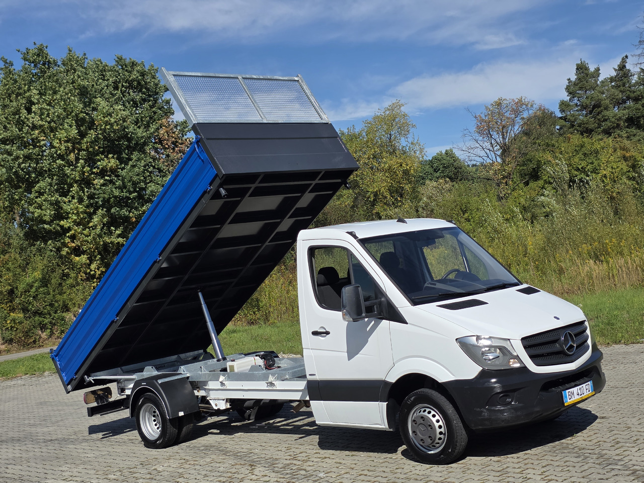 MERCEDES-BENZ Sprinter 419 CDI Wywrotka 4.50 M ! Kiper 3-Stronny ! Klima ! 3.0 CDI * 190 Km ! - Billenőplatós kisteherautó: 2 kép. MERCEDES-BENZ Sprinter 419 CDI Wywrotka 4.50 M ! Kiper 3-Stronny ! Klima ! 3.0 CDI * 190 Km ! - Billenőplatós kisteherautó: 2 kép.