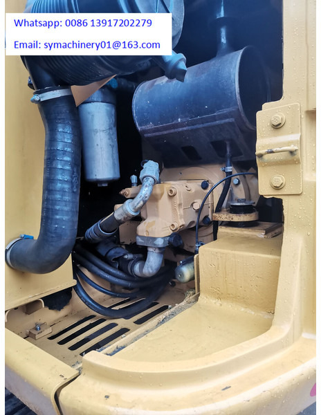 Minikotró Caterpillar 306E2: 8 kép.