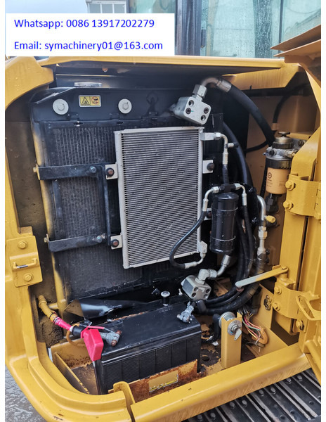 Caterpillar 306E2 - Minikotró: 3 kép. Caterpillar 306E2 - Minikotró: 3 kép.
