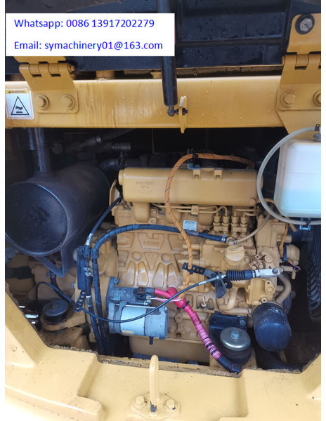 Minikotró Caterpillar 306E2: 9 kép.