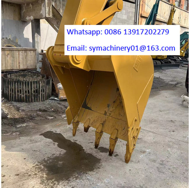 Lánctalpas kotró Caterpillar 320D2L: 9 kép.