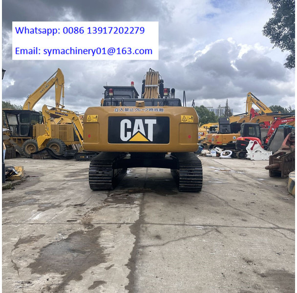 Caterpillar 329D2L - Lánctalpas kotró: 2 kép. Caterpillar 329D2L - Lánctalpas kotró: 2 kép.