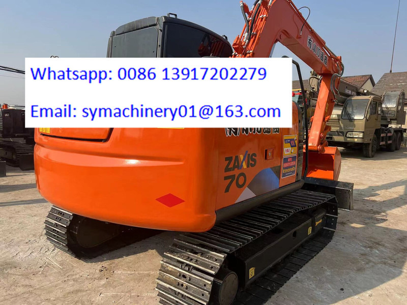 Hitachi ZX70 - Minikotró: 1 kép. Hitachi ZX70 - Minikotró: 1 kép.
