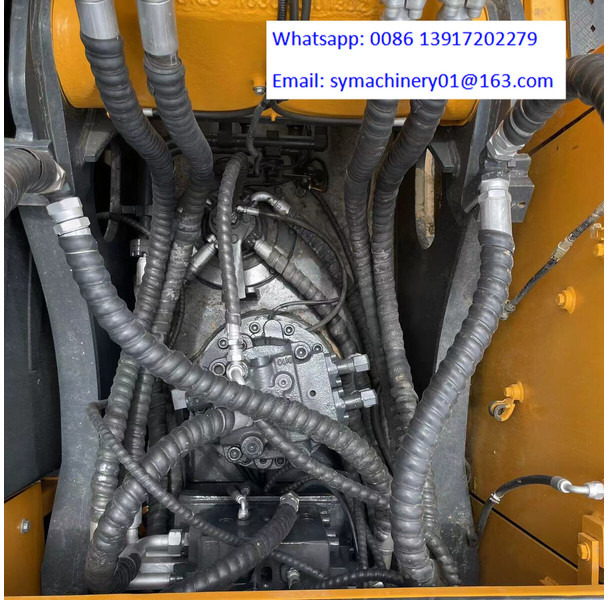 Hyundai R220LC-9S - Lánctalpas kotró: 5 kép. Hyundai R220LC-9S - Lánctalpas kotró: 5 kép.