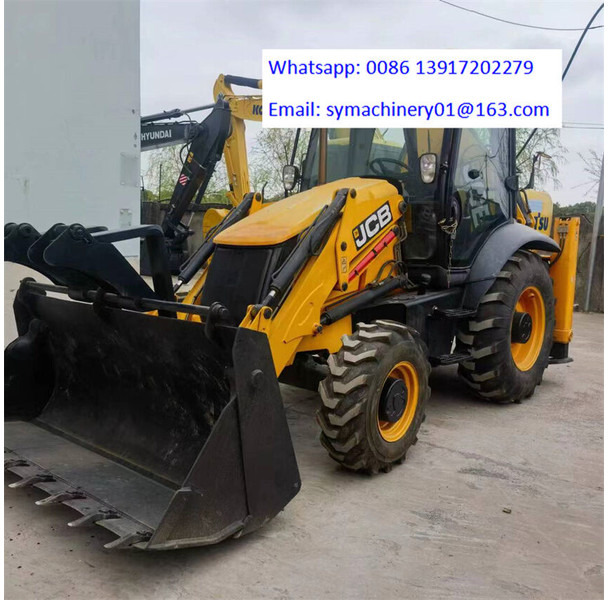 JCB 3CX - Kotrórakodó: 4 kép. JCB 3CX - Kotrórakodó: 4 kép.