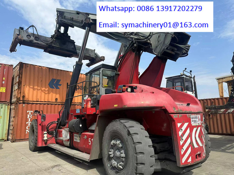 Kalmar DRF450-60S6K - Konténerrakodó: 3 kép. Kalmar DRF450-60S6K - Konténerrakodó: 3 kép.