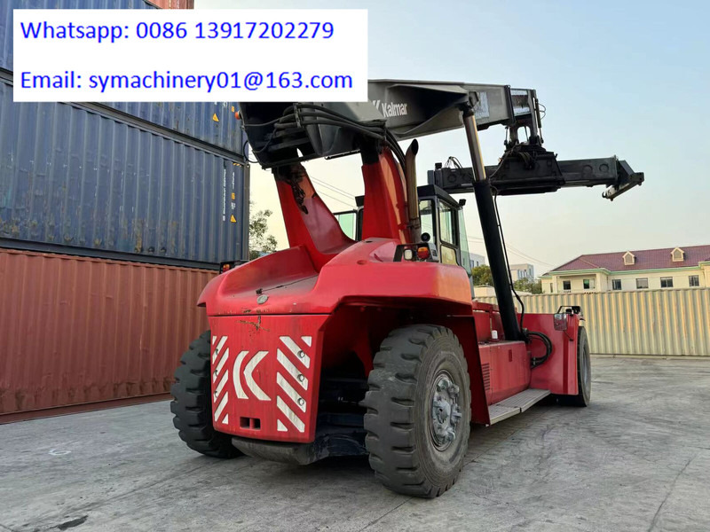 Kalmar DRT450-60S5K - Konténerrakodó: 2 kép. Kalmar DRT450-60S5K - Konténerrakodó: 2 kép.