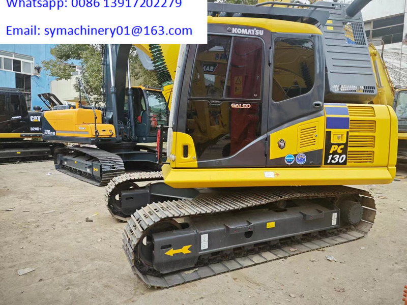 Komatsu PC130 - Lánctalpas kotró: 3 kép. Komatsu PC130 - Lánctalpas kotró: 3 kép.