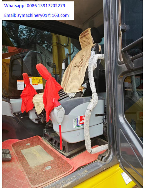 Lánctalpas kotró Komatsu PC130: 7 kép. Lánctalpas kotró Komatsu PC130: 7 kép.