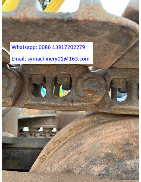 Lánctalpas kotró Komatsu PC400-8: 13 kép.