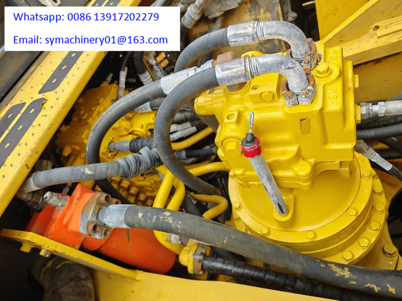 Komatsu PC400-8 - Lánctalpas kotró: 3 kép. Komatsu PC400-8 - Lánctalpas kotró: 3 kép.