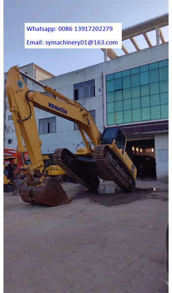 Komatsu PC450-8 - Lánctalpas kotró: 2 kép. Komatsu PC450-8 - Lánctalpas kotró: 2 kép.