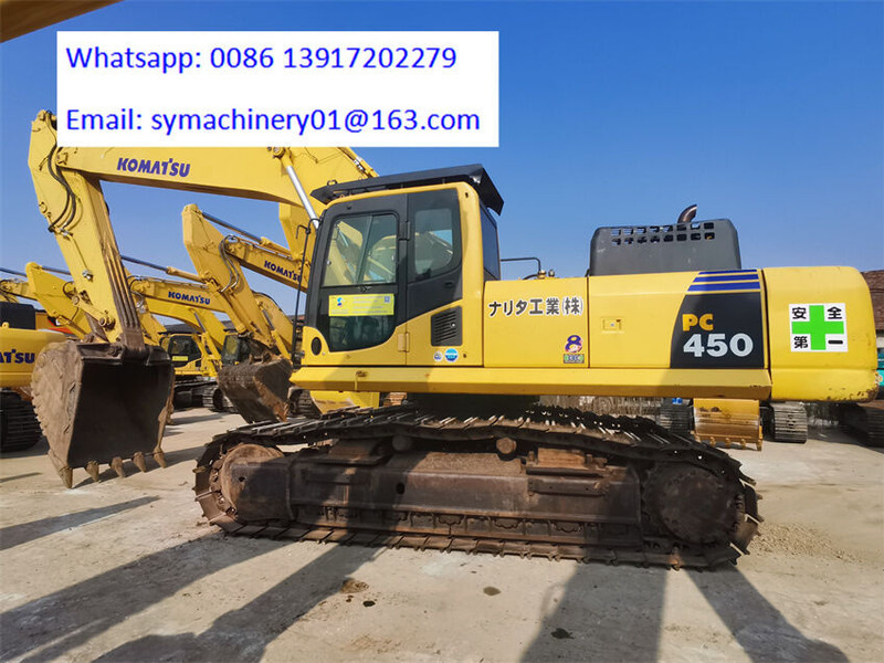 Komatsu PC450-8 - Lánctalpas kotró: 1 kép. Komatsu PC450-8 - Lánctalpas kotró: 1 kép.