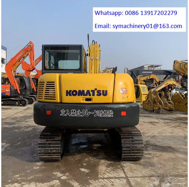 Komatsu PC60-8 - Minikotró: 5 kép. Komatsu PC60-8 - Minikotró: 5 kép.