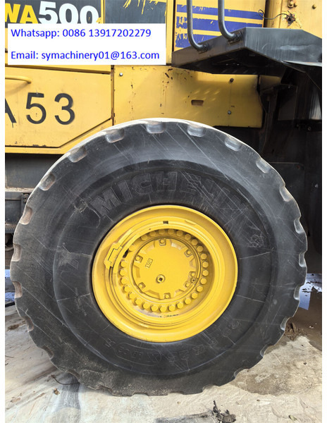 Komatsu WA500-6R - Gumikerekes homlokrakodó: 4 kép. Komatsu WA500-6R - Gumikerekes homlokrakodó: 4 kép.