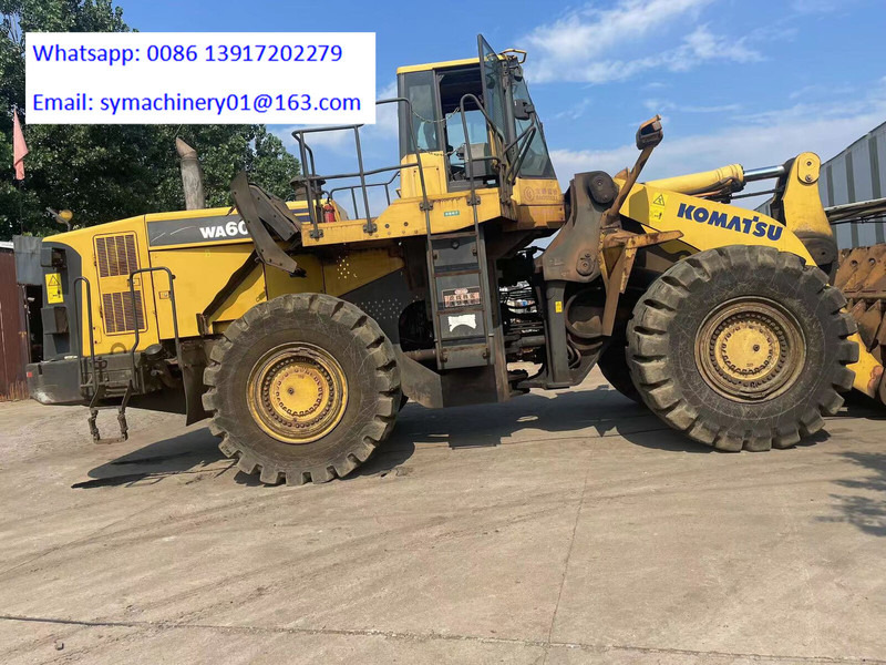 Komatsu WA600-6 - Gumikerekes homlokrakodó: 5 kép. Komatsu WA600-6 - Gumikerekes homlokrakodó: 5 kép.