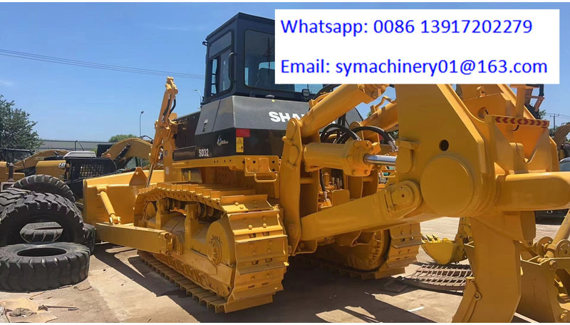 Shantui SD32 - Buldózer: 1 kép. Shantui SD32 - Buldózer: 1 kép.