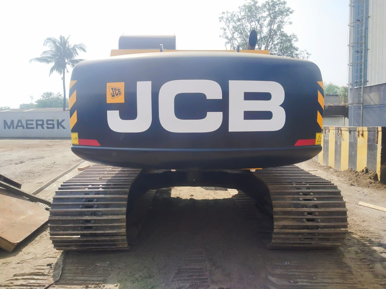 New JCB JCB 245LR tracked excavator - Lánctalpas kotró: 3 kép. New JCB JCB 245LR tracked excavator - Lánctalpas kotró: 3 kép.