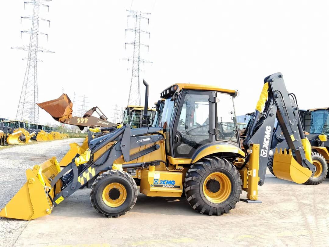 New XCMG XC870HK backhoe loader - Kotrórakodó: 1 kép. New XCMG XC870HK backhoe loader - Kotrórakodó: 1 kép.