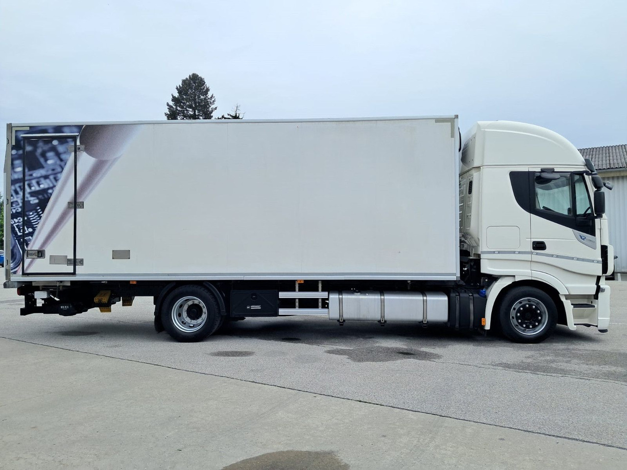 Iveco Stralis 460 Kühlkoffer | LBW | Klima | Retar - Hűtős teherautó: 3 kép. Iveco Stralis 460 Kühlkoffer | LBW | Klima | Retar - Hűtős teherautó: 3 kép.