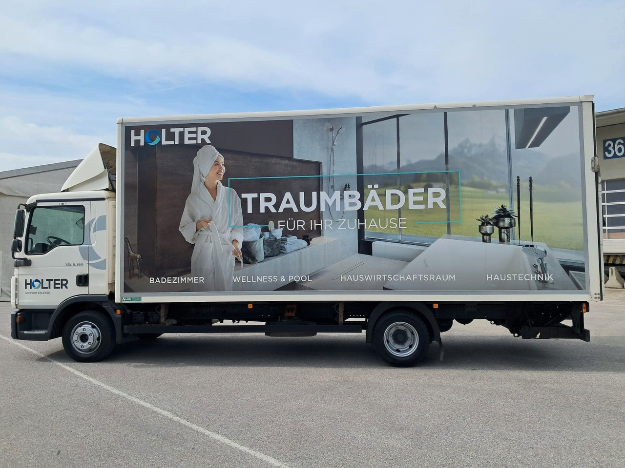 MAN TGL 8.180 Koffer mit LBW | Klima | Diff. | Tempo - Dobozos felépítményű teherautó: 3 kép. MAN TGL 8.180 Koffer mit LBW | Klima | Diff. | Tempo - Dobozos felépítményű teherautó: 3 kép.