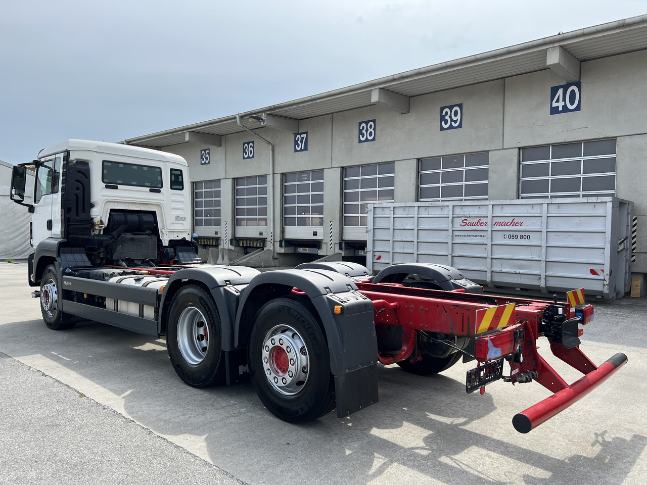 MAN TGS 26 510 Lenk-Liftachse | Retarder | Klima - Alvaz teherautó: 5 kép. MAN TGS 26 510 Lenk-Liftachse | Retarder | Klima - Alvaz teherautó: 5 kép.