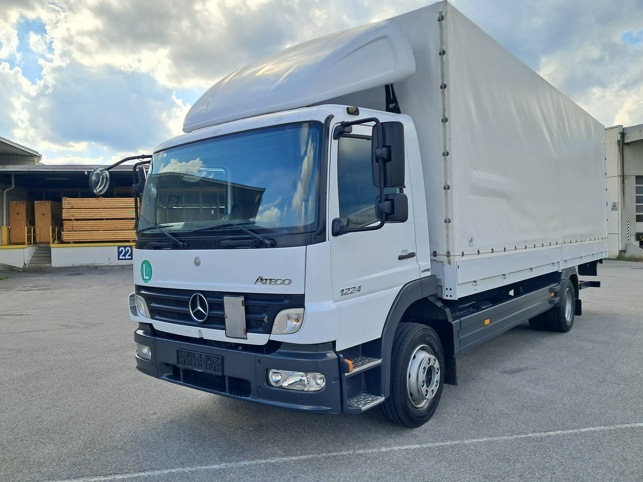 MERCEDES-BENZ ATEGO 12 24 Plane LBW | Klima | Schaltgetriebe - Ponyvás teherautó: 1 kép. MERCEDES-BENZ ATEGO 12 24 Plane LBW | Klima | Schaltgetriebe - Ponyvás teherautó: 1 kép.