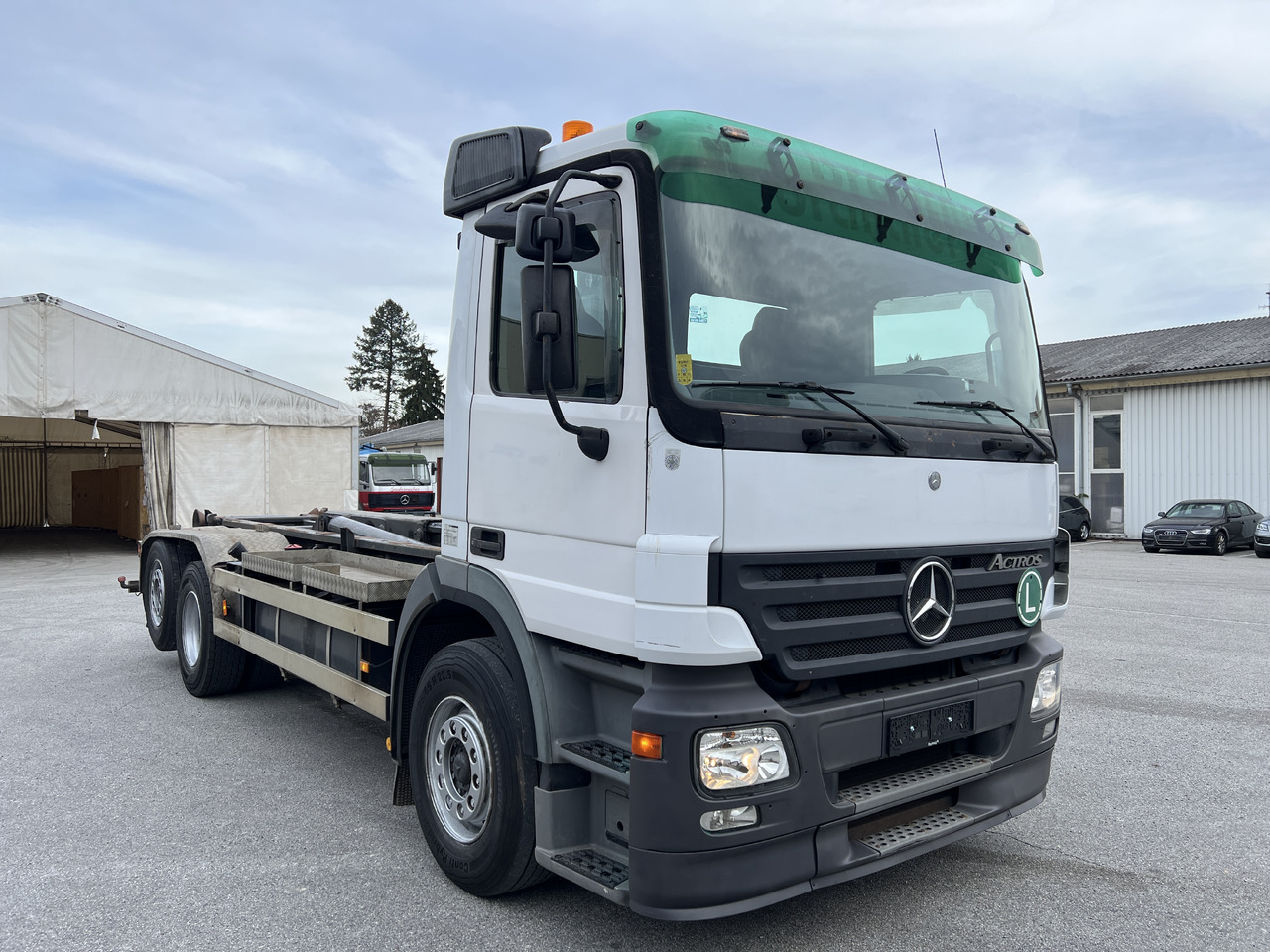 MERCEDES-BENZ Actros 25 41 | Retarder | Kupplung | Differenzial | Liftachse - Horgos rakodó teherautó: 2 kép. MERCEDES-BENZ Actros 25 41 | Retarder | Kupplung | Differenzial | Liftachse - Horgos rakodó teherautó: 2 kép.