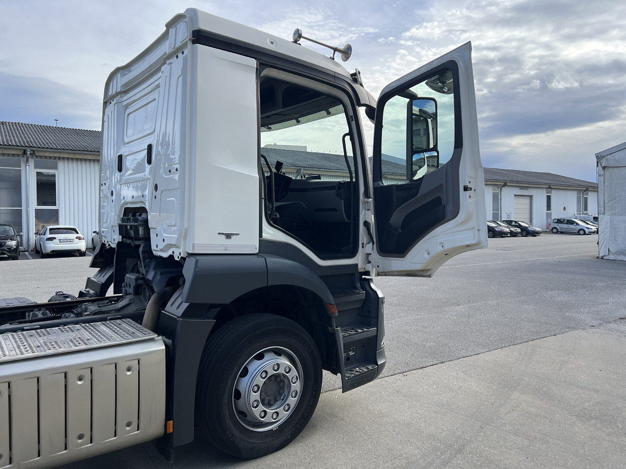 MERCEDES-BENZ Antos 25 40 | Standheizung | Klima | Liftachse lízing MERCEDES-BENZ Antos 25 40 | Standheizung | Klima | Liftachse: 19 kép.