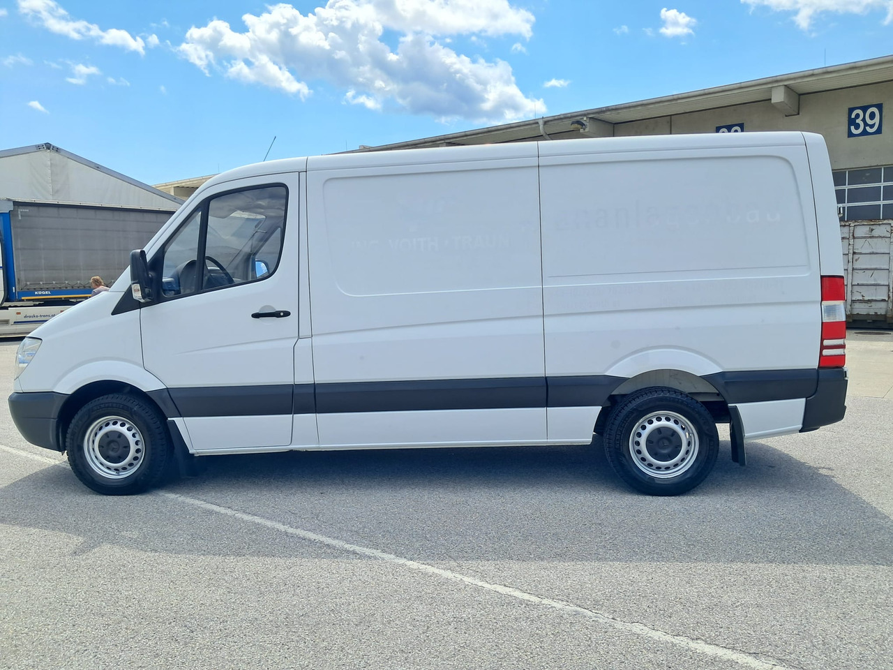 MERCEDES-BENZ Sprinter 316 | Werkstattwagen | Klima | Tempomat | - Furgon: 5 kép. MERCEDES-BENZ Sprinter 316 | Werkstattwagen | Klima | Tempomat | - Furgon: 5 kép.