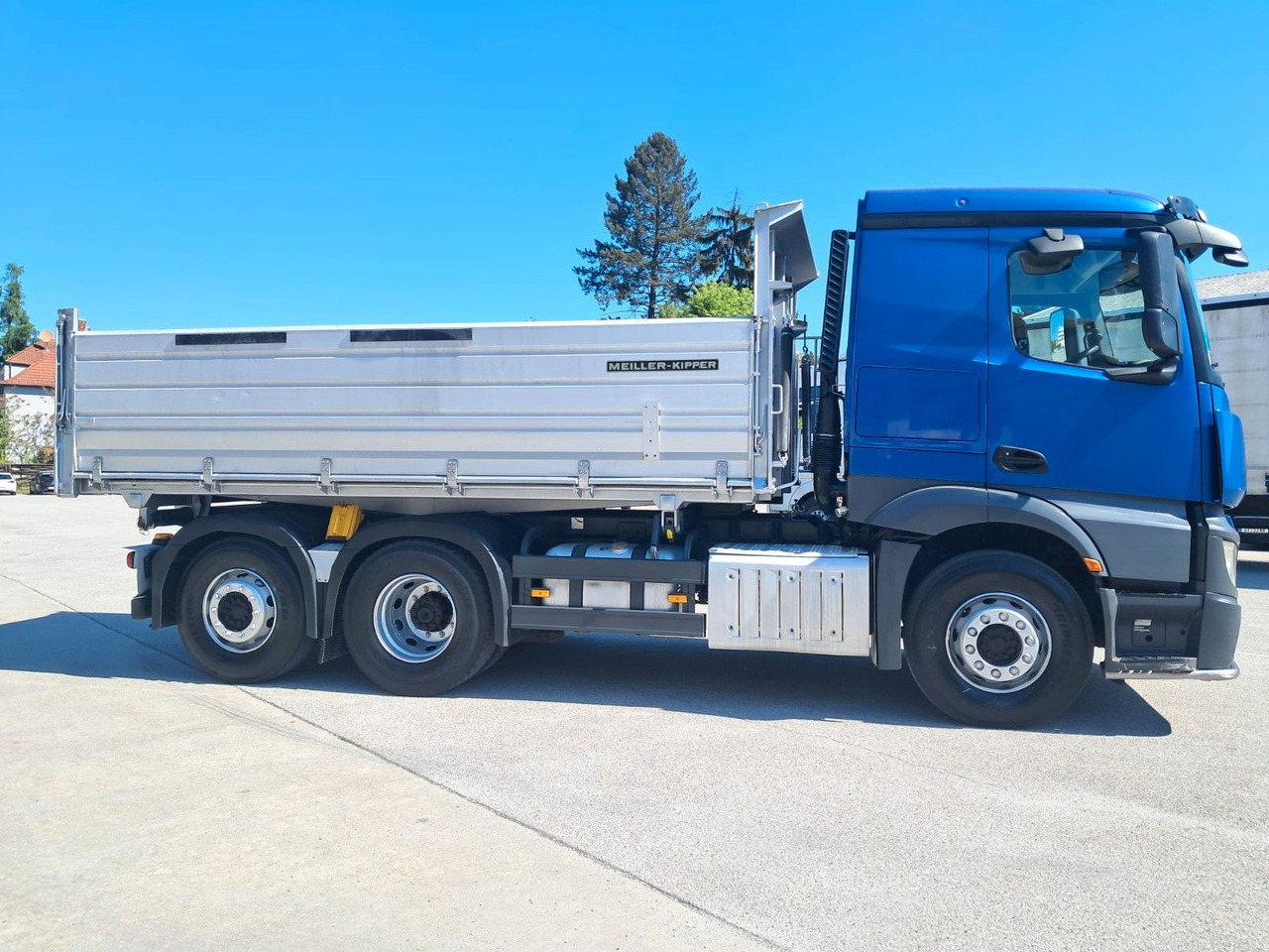Mercedes-Benz Actros 2651 Dreiseitk.|Lift-Lenk | Klima | Retar - Billenőplatós teherautó: 3 kép. Mercedes-Benz Actros 2651 Dreiseitk.|Lift-Lenk | Klima | Retar - Billenőplatós teherautó: 3 kép.