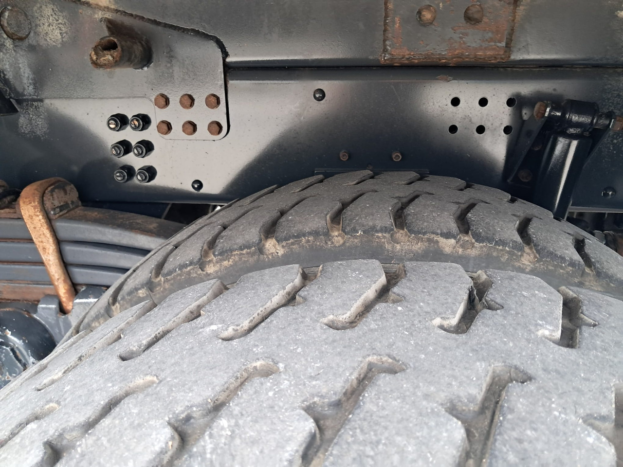 Rönkszállító teherautó, Darus autó SCANIA G 490 6x6 Blatt-Blatt | Klima | Schaltgetriebe | Euro 6 | Penz-Kran 12Z |: 27 kép.